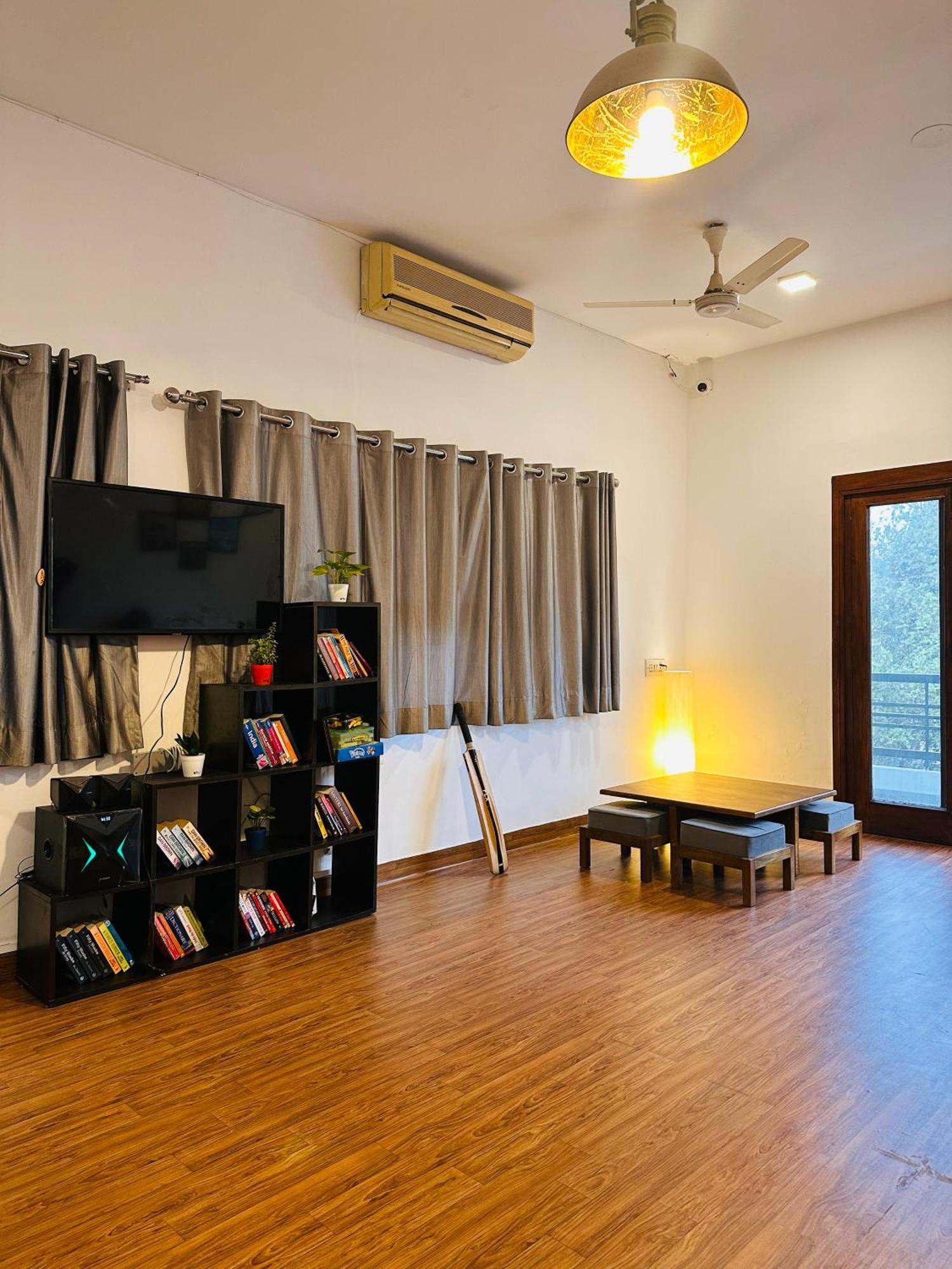 A Sleepy Fox Hostel New Delhi Luaran gambar